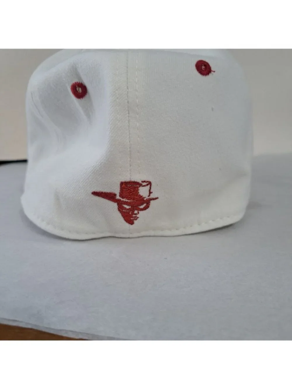 Texas Tech  White Baseball Cap Red Raiders OSFA  Stretch Collegiate Licensed